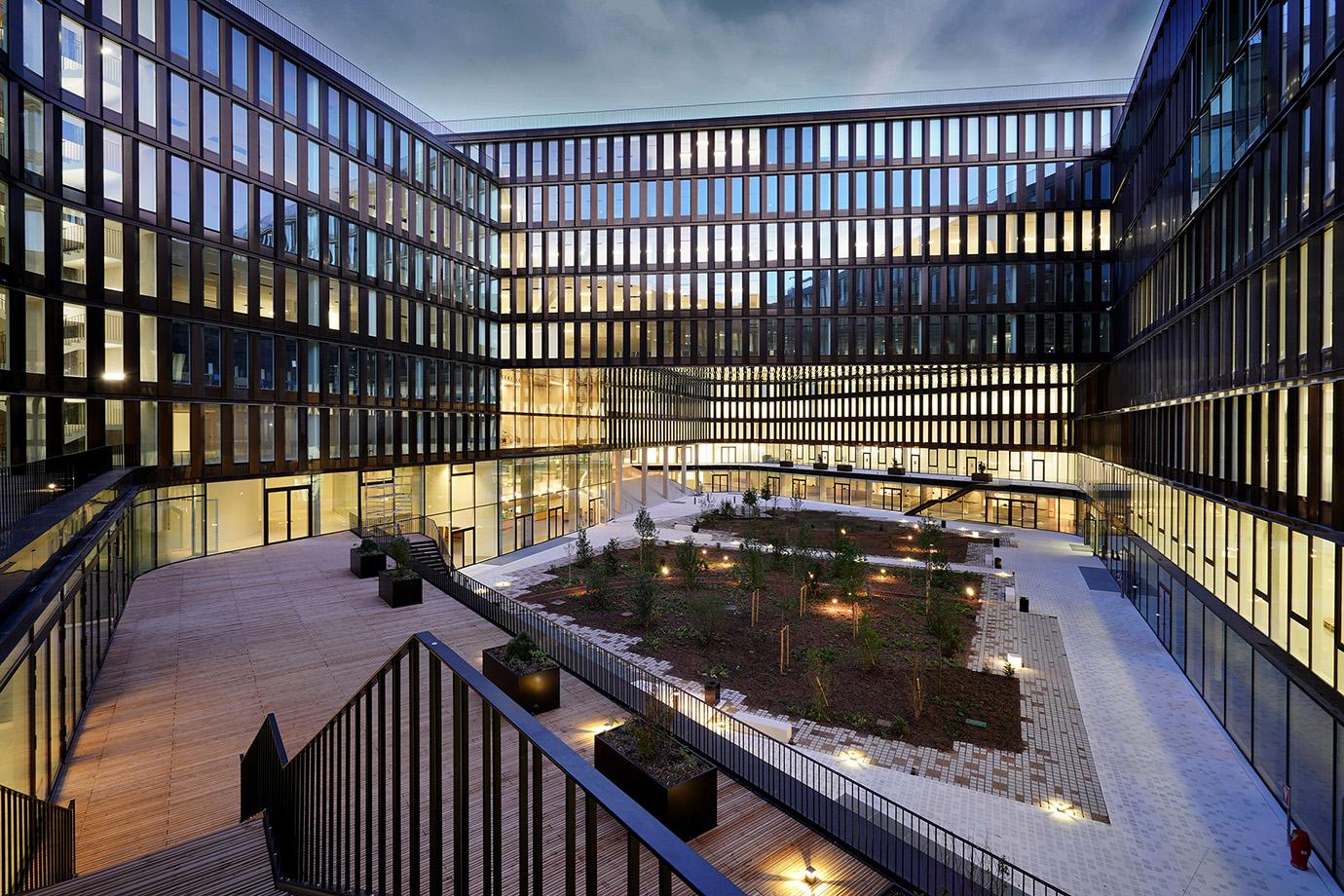 Stories©L-image-contemporaine 